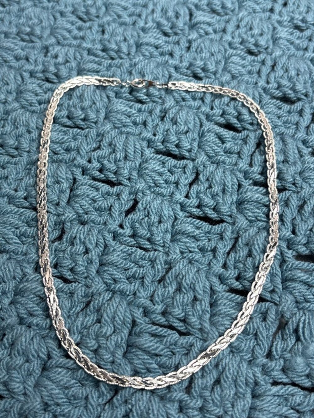 Vintage Silvertone Woven Texture Chain Necklace Spring Ring Clasp 15 inches Long